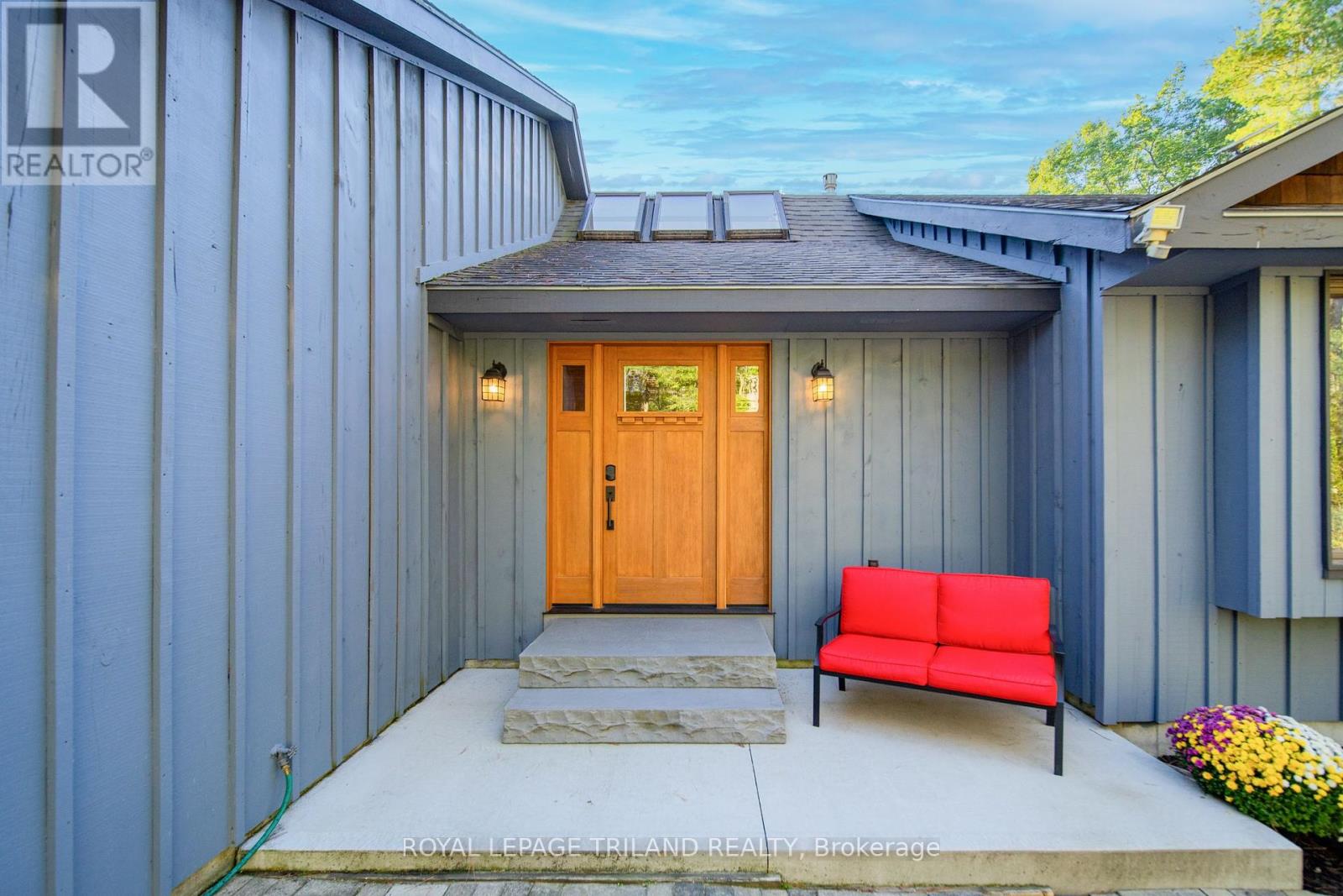 10395 Pinetree Drive, Lambton Shores (Grand Bend), Ontario  N0M 1T0 - Photo 13 - X12444608