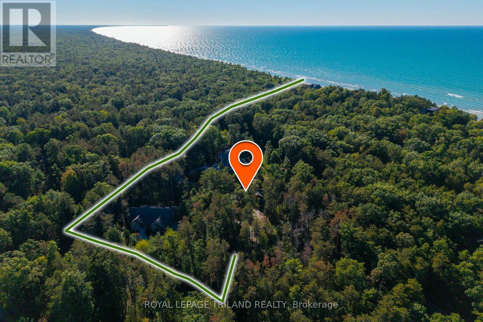 10395 Pinetree Drive, Lambton Shores (Grand Bend), Ontario  N0M 1T0 - Photo 47 - X12444608