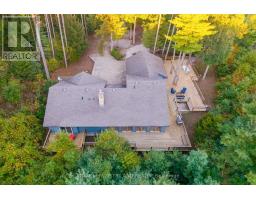 10395 PINETREE DRIVE
