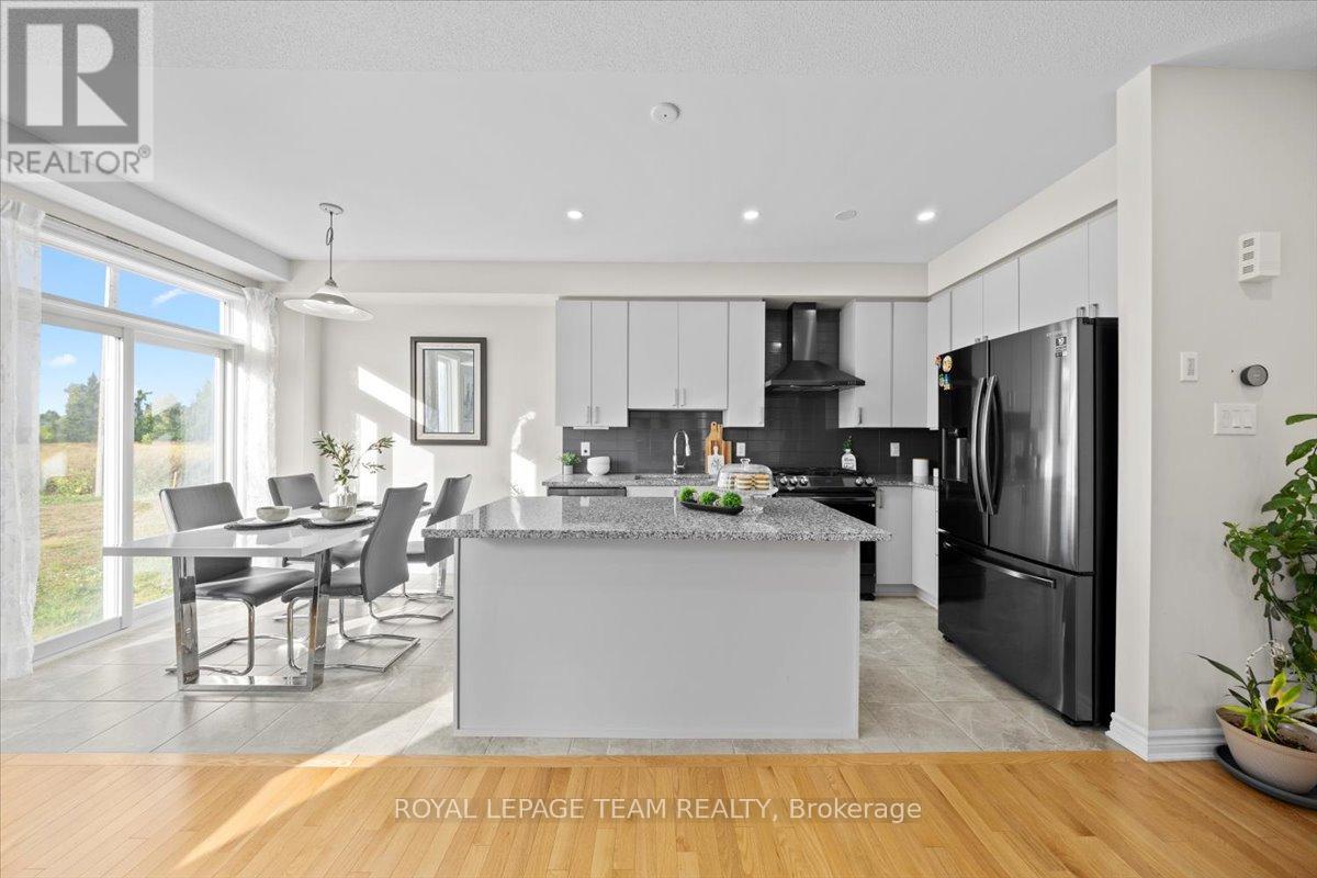 288 Livery Street, Ottawa, Ontario  K2S 1E7 - Photo 12 - X12444612