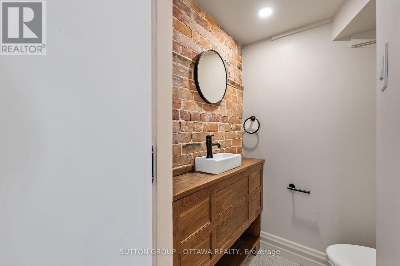 512 Cooper Street, Ottawa, Ontario  K1R 5J2 - Photo 18 - X12444633