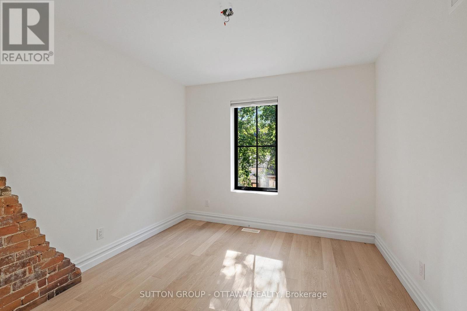512 Cooper Street, Ottawa, Ontario  K1R 5J2 - Photo 28 - X12444633