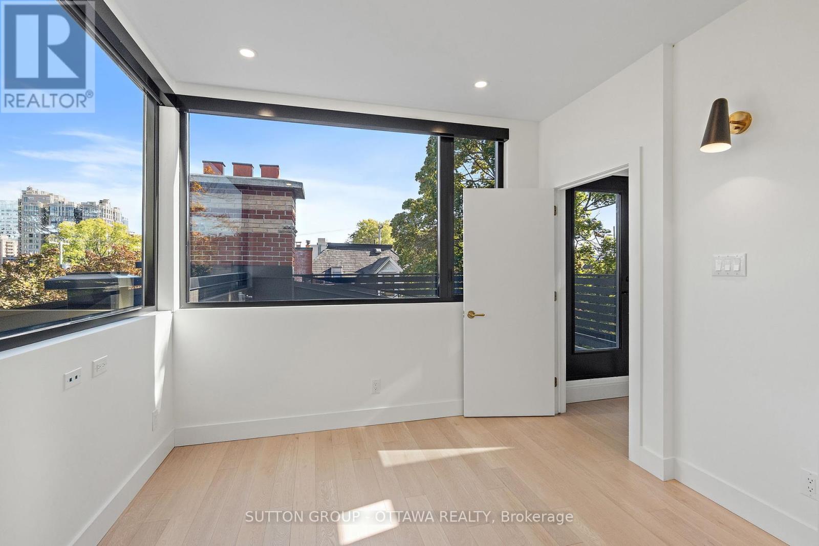 512 Cooper Street, Ottawa, Ontario  K1R 5J2 - Photo 31 - X12444633