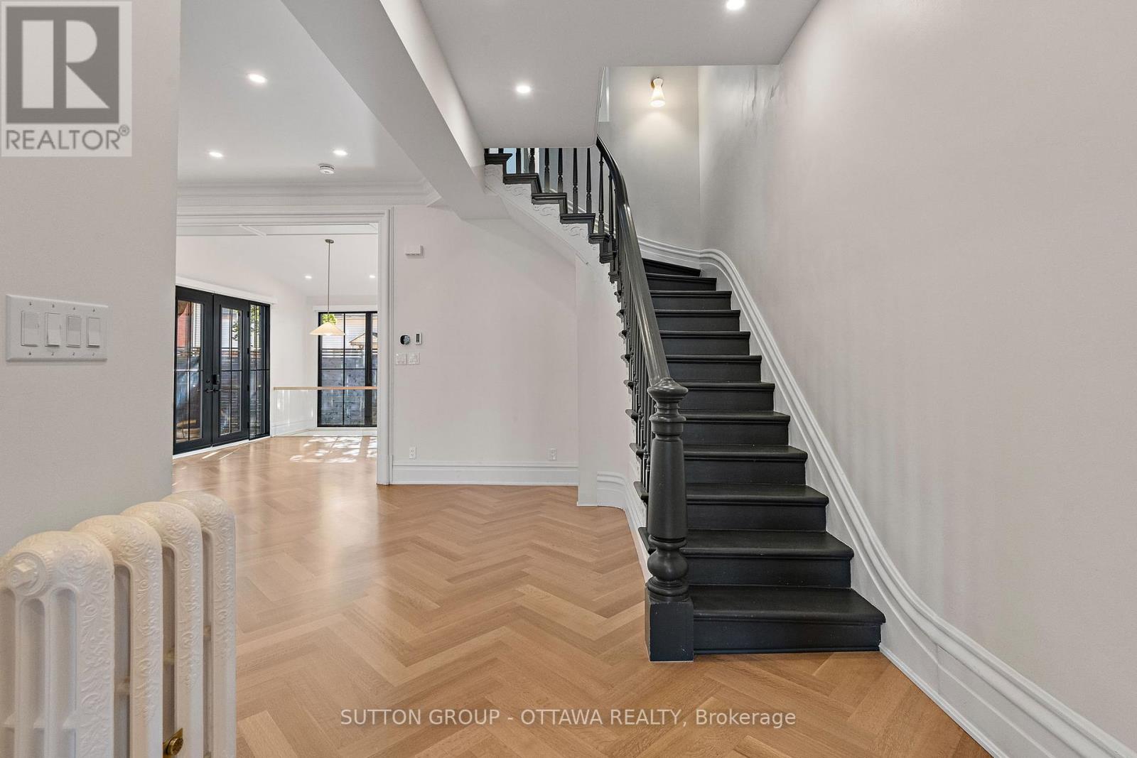 512 Cooper Street, Ottawa, Ontario  K1R 5J2 - Photo 6 - X12444633