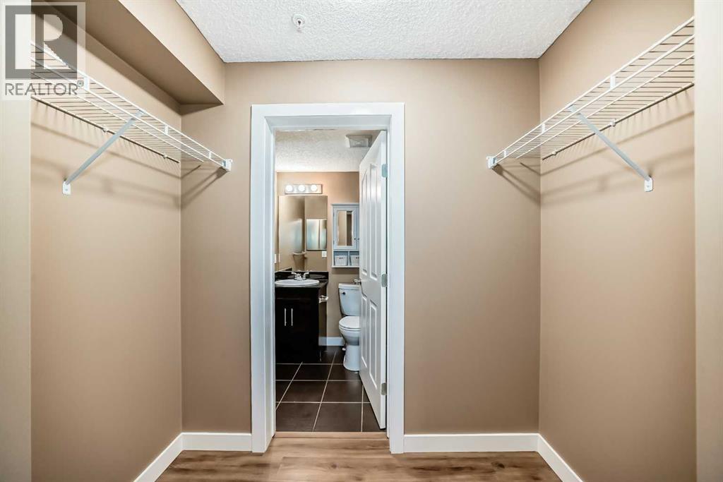 4320, 403 Mackenzie Way Sw, Airdrie, Alberta  T4B 3V7 - Photo 7 - A2253839