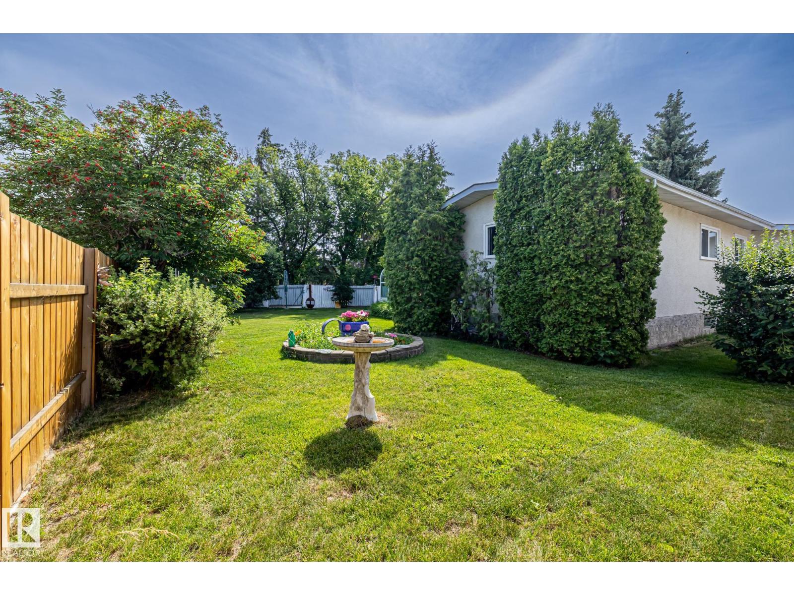 12250 143 Av Nw, Edmonton, Alberta  T5X 3R7 - Photo 38 - E4460798
