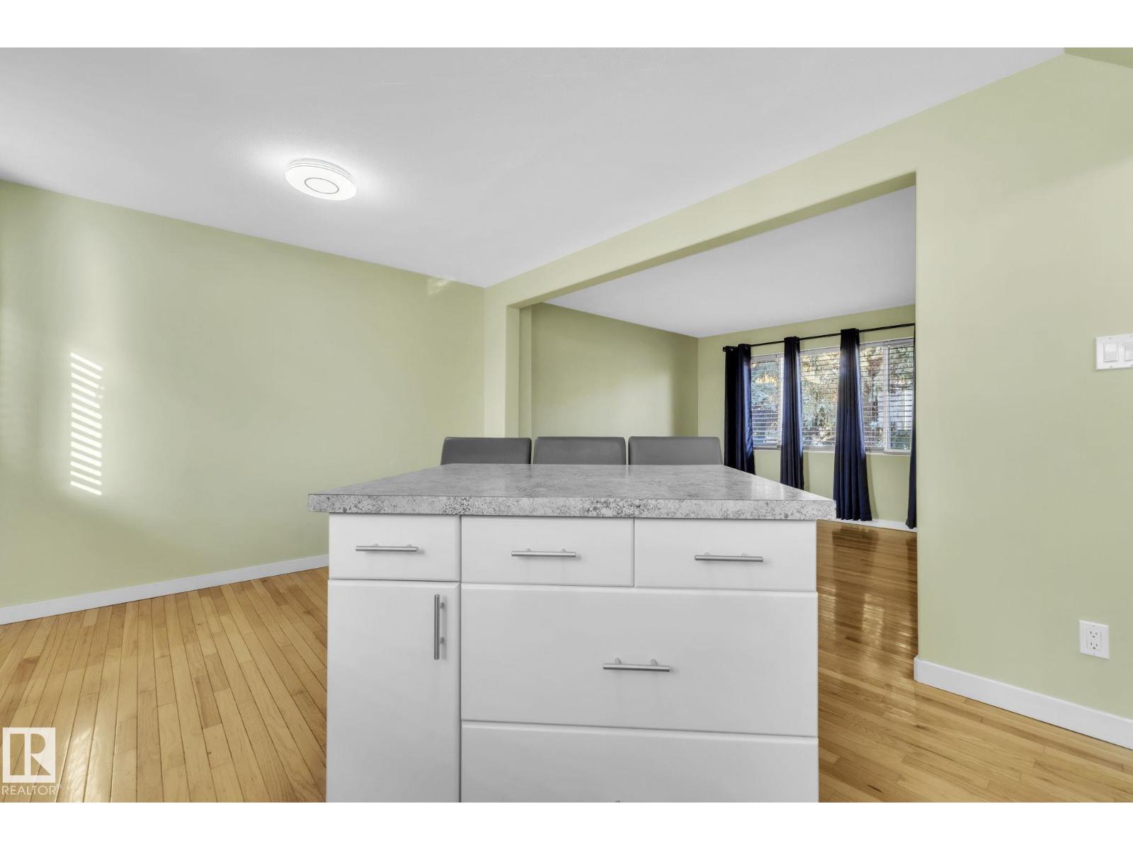 8917 134 Av Nw, Edmonton, Alberta  T5E 1H3 - Photo 15 - E4460799