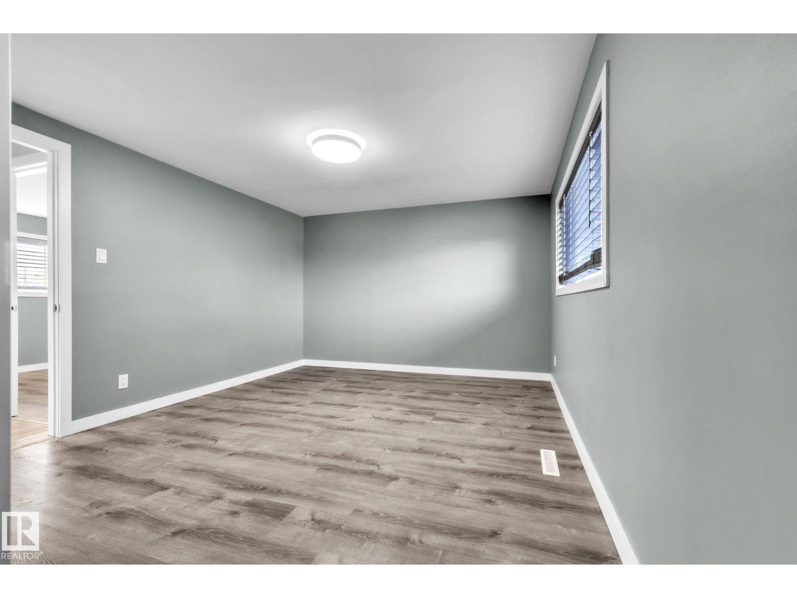 8917 134 Av Nw, Edmonton, Alberta  T5E 1H3 - Photo 18 - E4460799