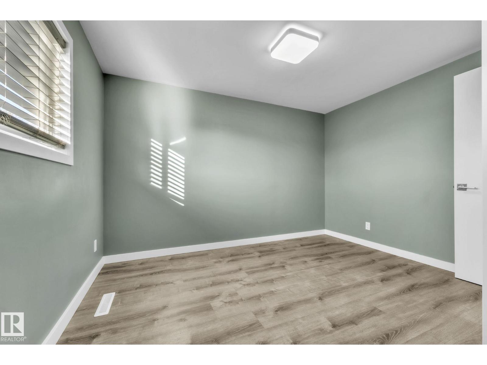 8917 134 Av Nw, Edmonton, Alberta  T5E 1H3 - Photo 26 - E4460799