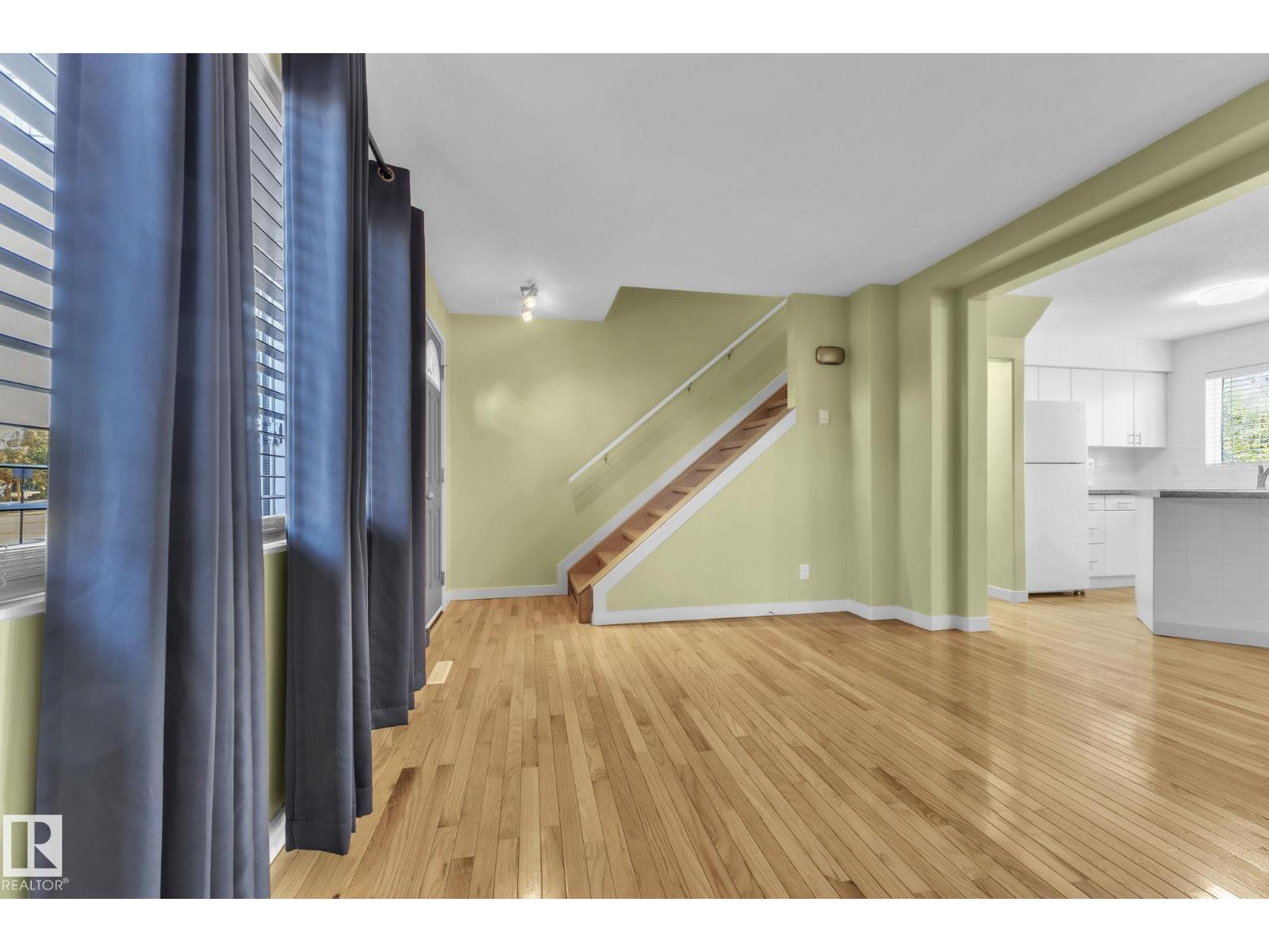 8917 134 Av Nw, Edmonton, Alberta  T5E 1H3 - Photo 6 - E4460799