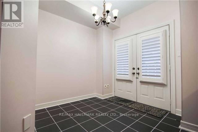 24 Glendora Avenue, Toronto, Ontario  M2N 2V7 - Photo 6 - C12444600