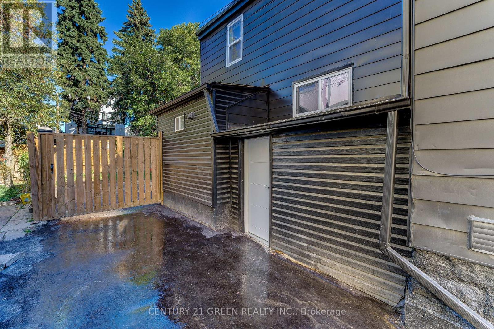 259 Robina Avenue, Toronto (Oakwood Village), Ontario  M6C 3Y9 - Photo 33 - C12444617
