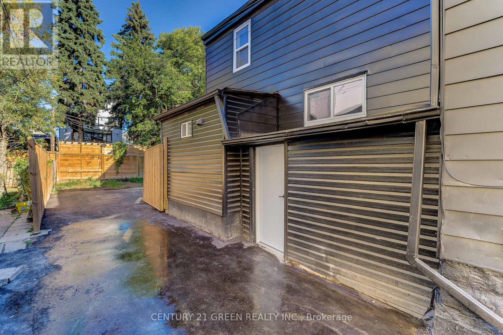 259 Robina Avenue, Toronto (Oakwood Village), Ontario  M6C 3Y9 - Photo 34 - C12444617