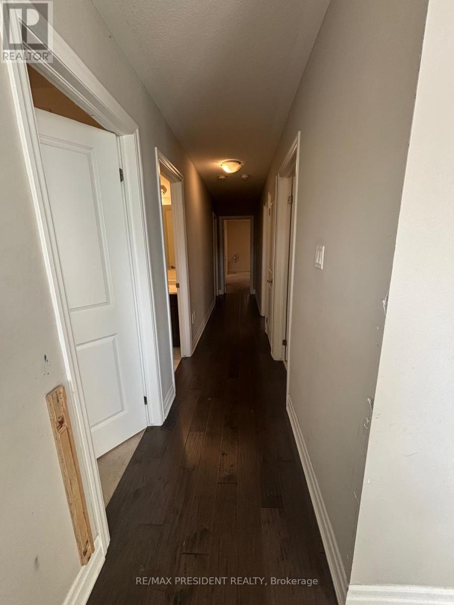 450 Blair Creek Drive, Kitchener, Ontario  N2P 2N7 - Photo 15 - X12435550