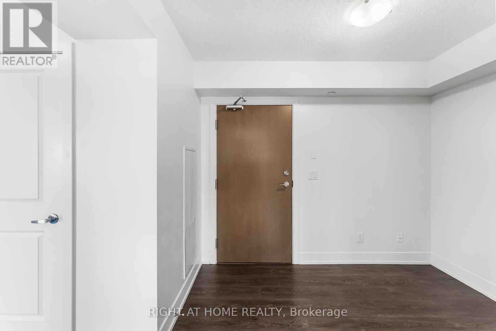 1504 - 1255 Bayly Street, Pickering, Ontario  L1W 0B5 - Photo 4 - E12444624