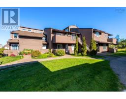 6 3 Rose Way, Dartmouth, Ca