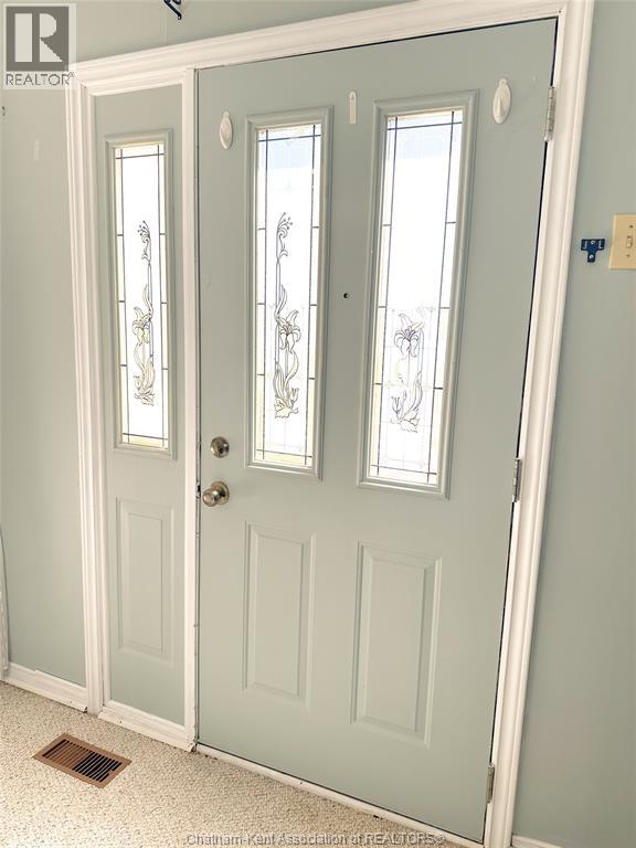 8459 Middle Line, Charing Cross, Ontario  N0P 1G0 - Photo 19 - 25024821