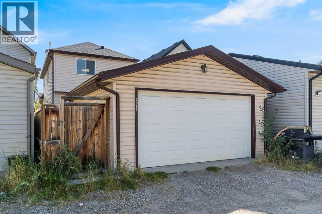 2066 New Brighton Gardens Se, Calgary, Alberta  T2Z 0B6 - Photo 34 - A2257363