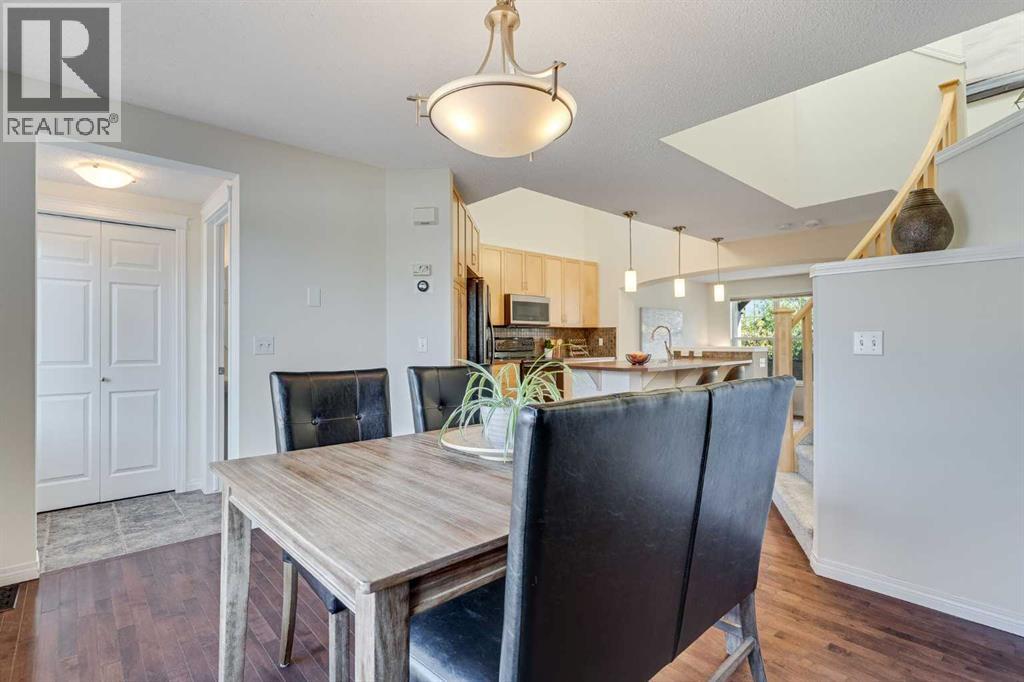 2066 New Brighton Gardens Se, Calgary, Alberta  T2Z 0B6 - Photo 15 - A2257363