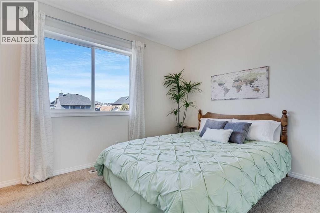 2066 New Brighton Gardens Se, Calgary, Alberta  T2Z 0B6 - Photo 21 - A2257363