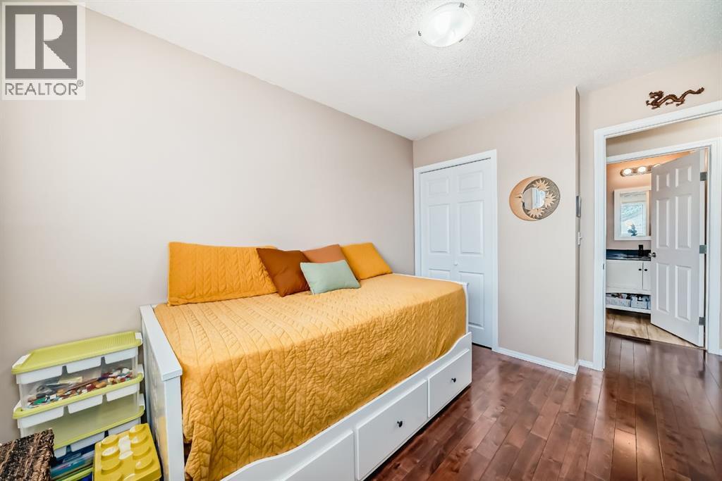 8432 Berkley Road Nw, Calgary, Alberta  T3K 1B4 - Photo 22 - A2260578