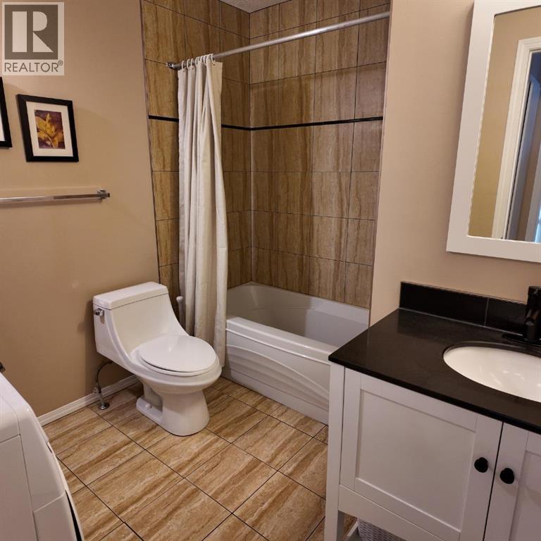 8432 Berkley Road Nw, Calgary, Alberta  T3K 1B4 - Photo 23 - A2260578