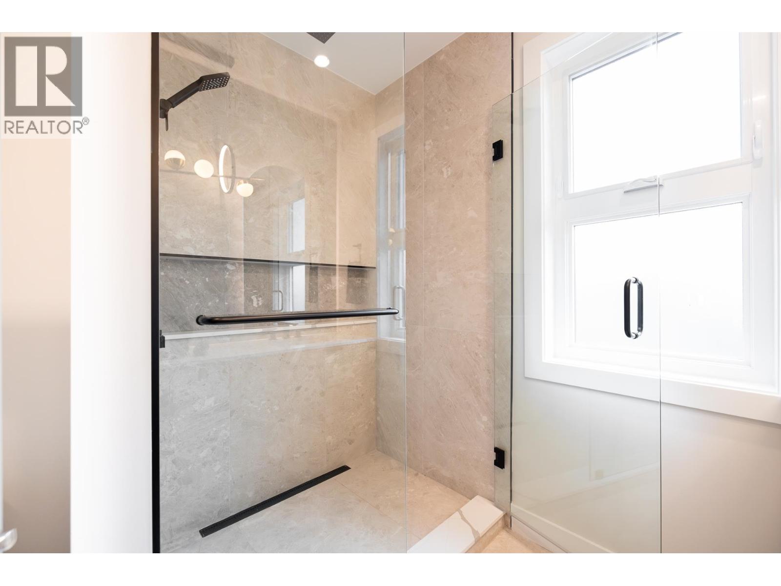 8055 18th Avenue, Burnaby, British Columbia  V3N 1J9 - Photo 26 - R3054204