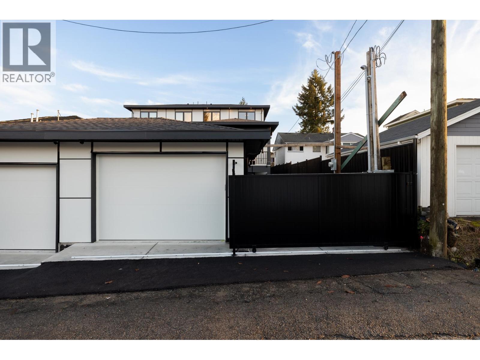 8055 18th Avenue, Burnaby, British Columbia  V3N 1J9 - Photo 37 - R3054204