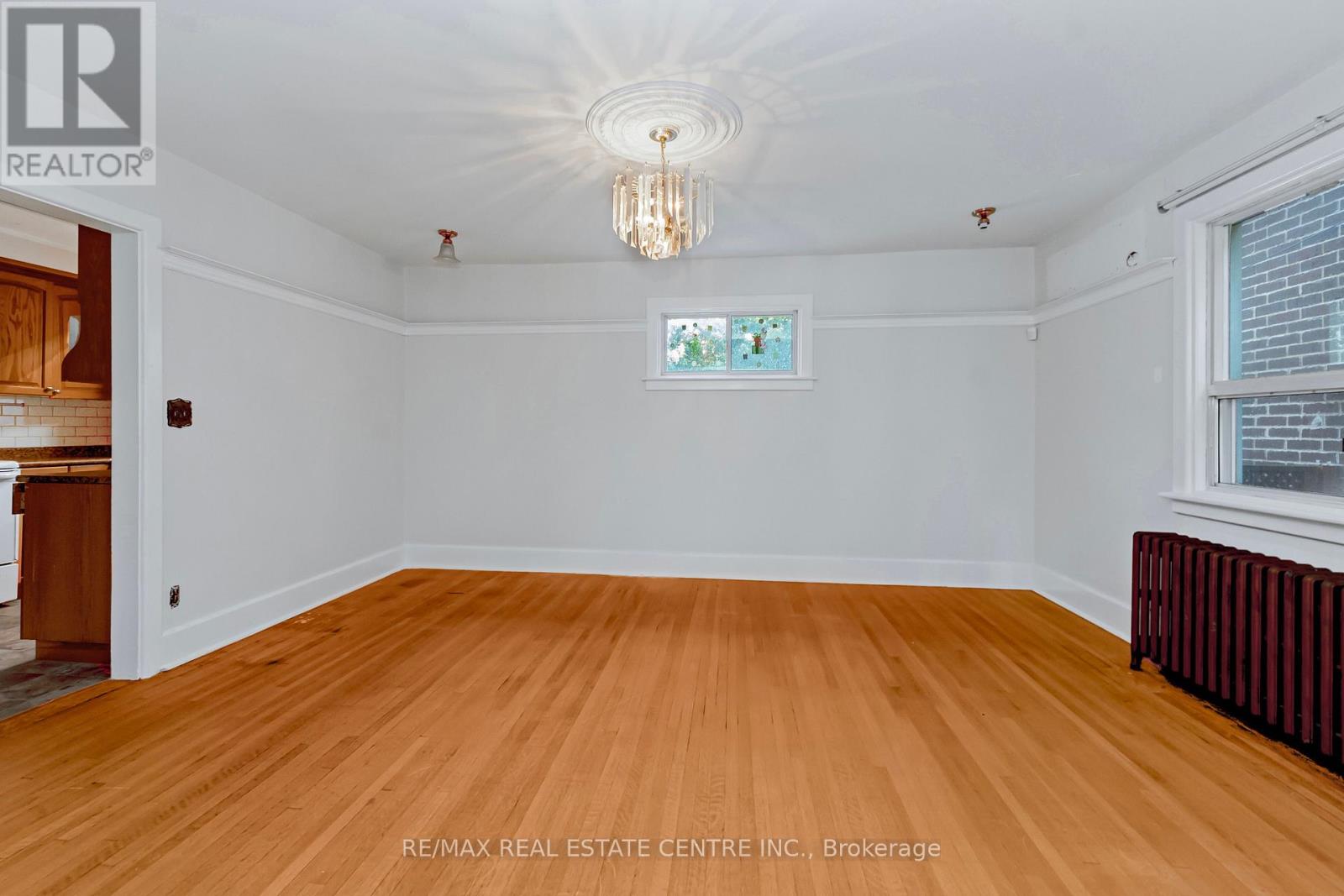 101 Ninth Street, Toronto (New Toronto), Ontario  M8V 3E5 - Photo 10 - W12444611