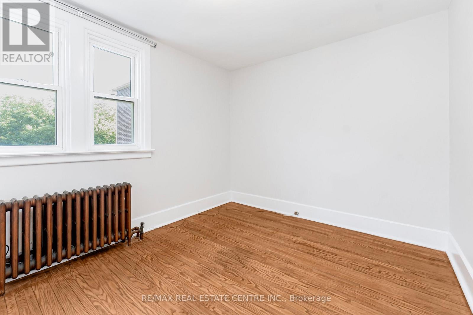 101 Ninth Street, Toronto (New Toronto), Ontario  M8V 3E5 - Photo 22 - W12444611
