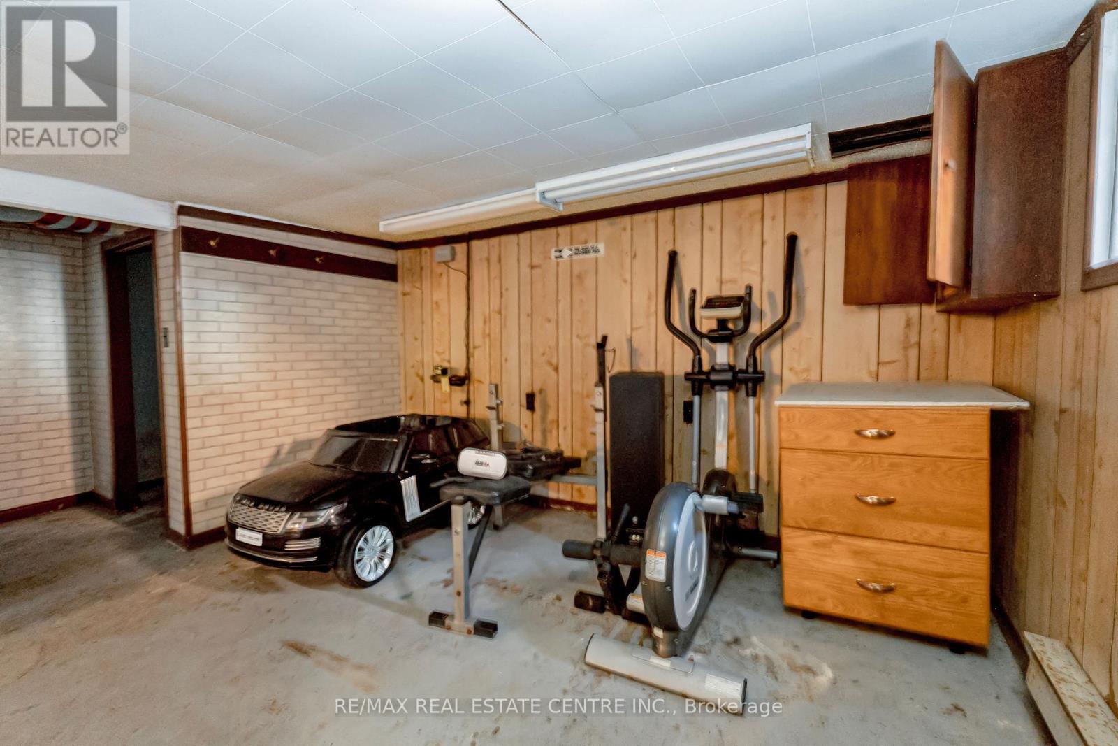 101 Ninth Street, Toronto (New Toronto), Ontario  M8V 3E5 - Photo 29 - W12444611