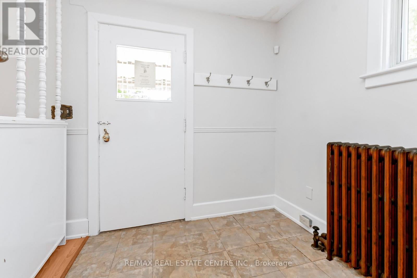 101 Ninth Street, Toronto (New Toronto), Ontario  M8V 3E5 - Photo 6 - W12444611