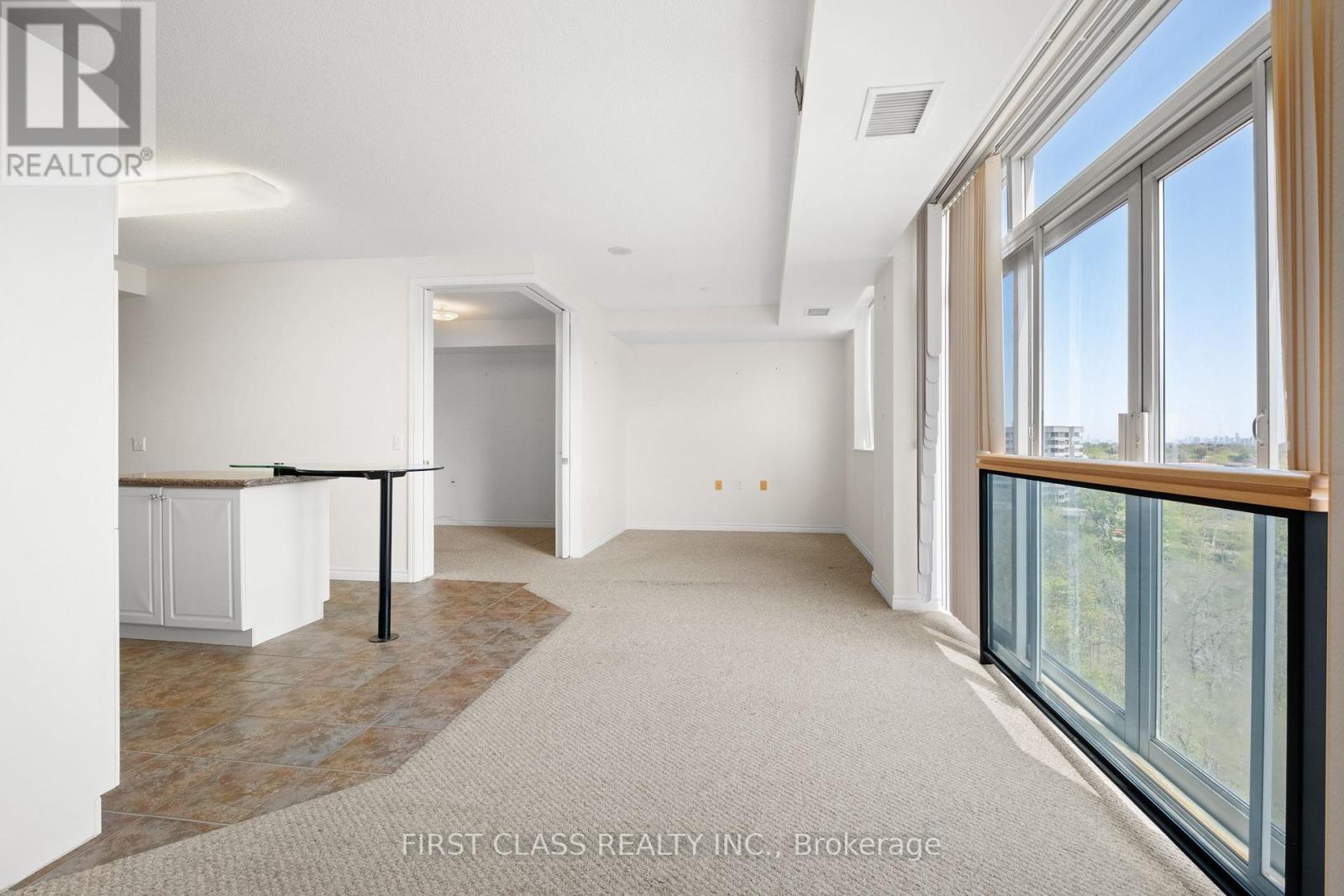 905 - 200 Burnhamthorpe Road E, Mississauga (Mississauga Valleys), Ontario  L5A 4E8 - Photo 11 - W12444634