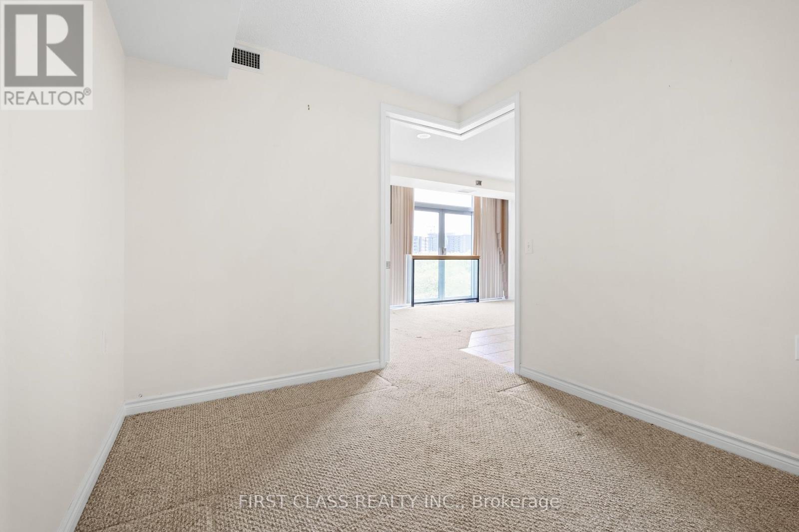 905 - 200 Burnhamthorpe Road E, Mississauga (Mississauga Valleys), Ontario  L5A 4E8 - Photo 19 - W12444634