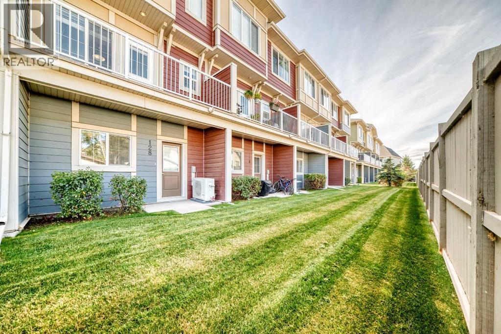 128 Marquis Lane Se, Calgary, Alberta  T3M 2G6 - Photo 31 - A2262078