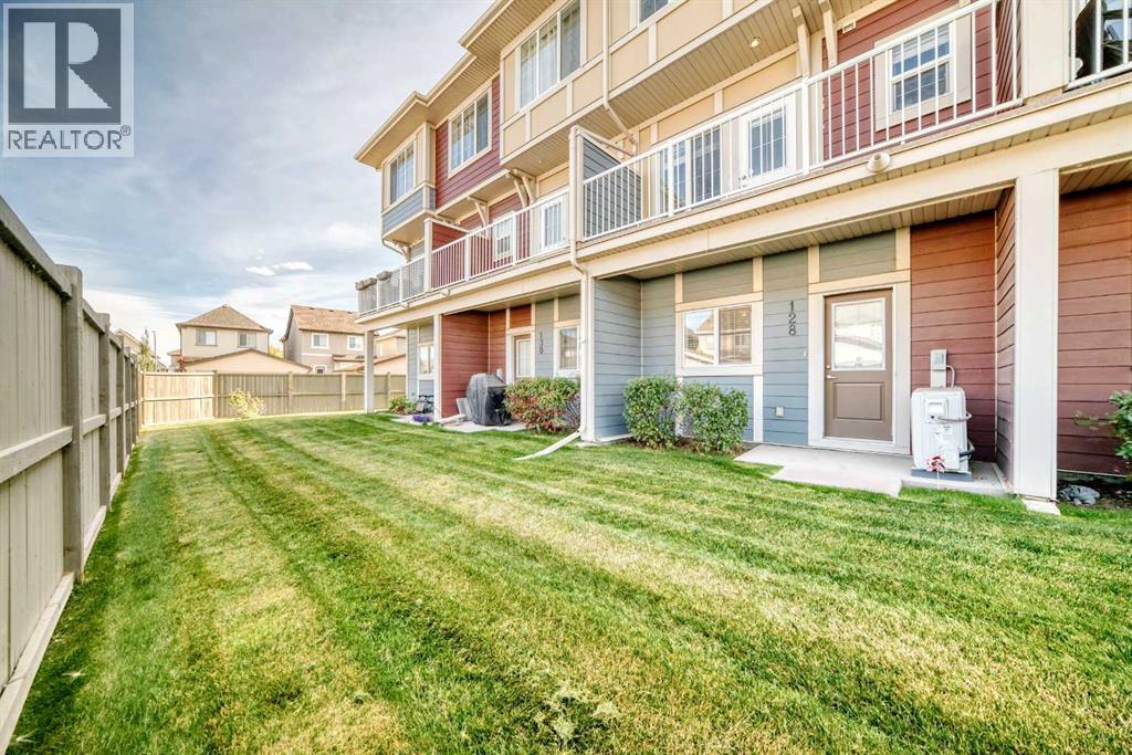 128 Marquis Lane Se, Calgary, Alberta  T3M 2G6 - Photo 32 - A2262078