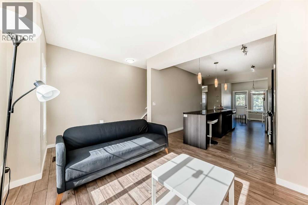 128 Marquis Lane Se, Calgary, Alberta  T3M 2G6 - Photo 8 - A2262078