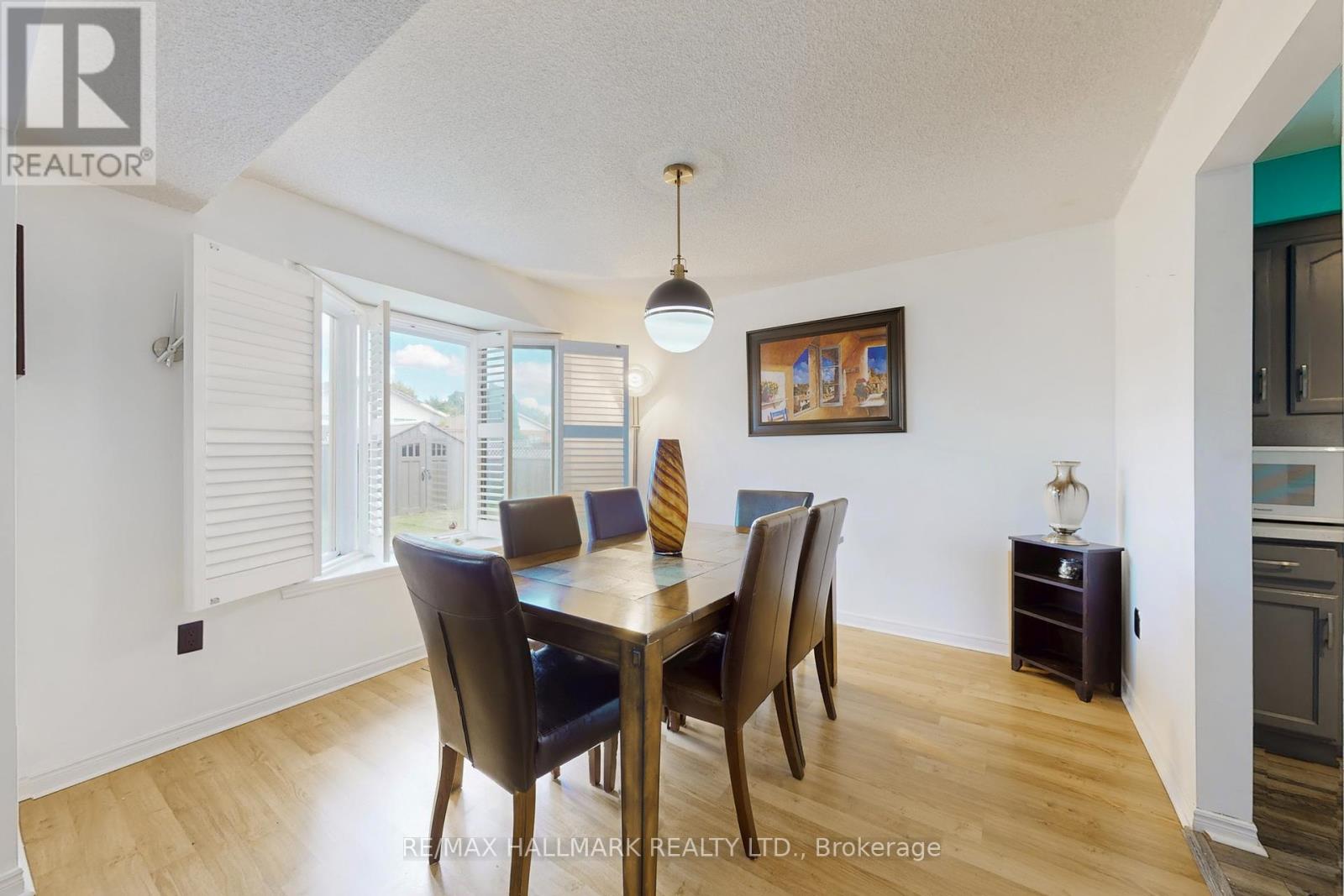 7863 Alfred Street, Niagara Falls, Ontario  L2H 2W8 - Photo 12 - X12444610