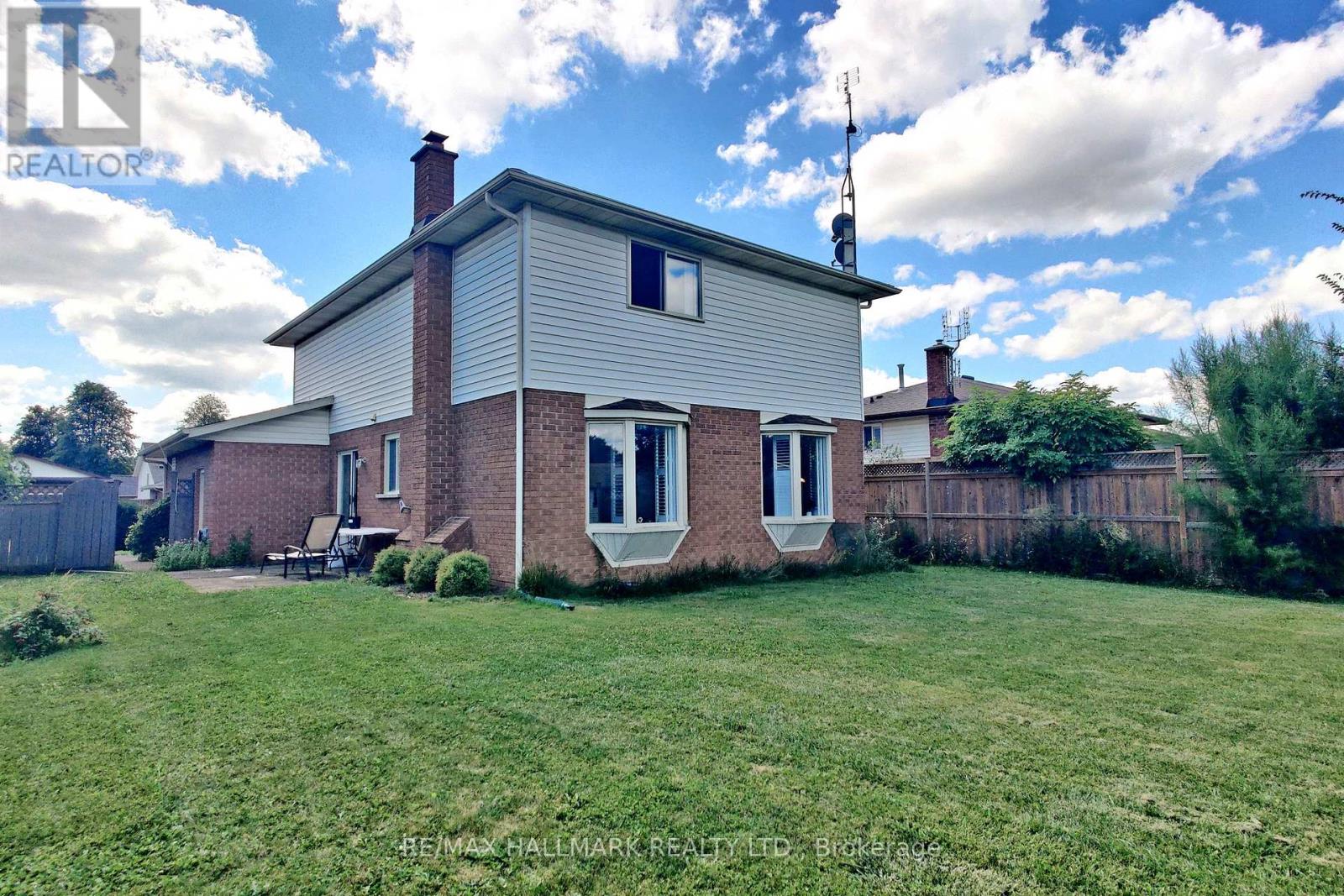 7863 Alfred Street, Niagara Falls, Ontario  L2H 2W8 - Photo 28 - X12444610