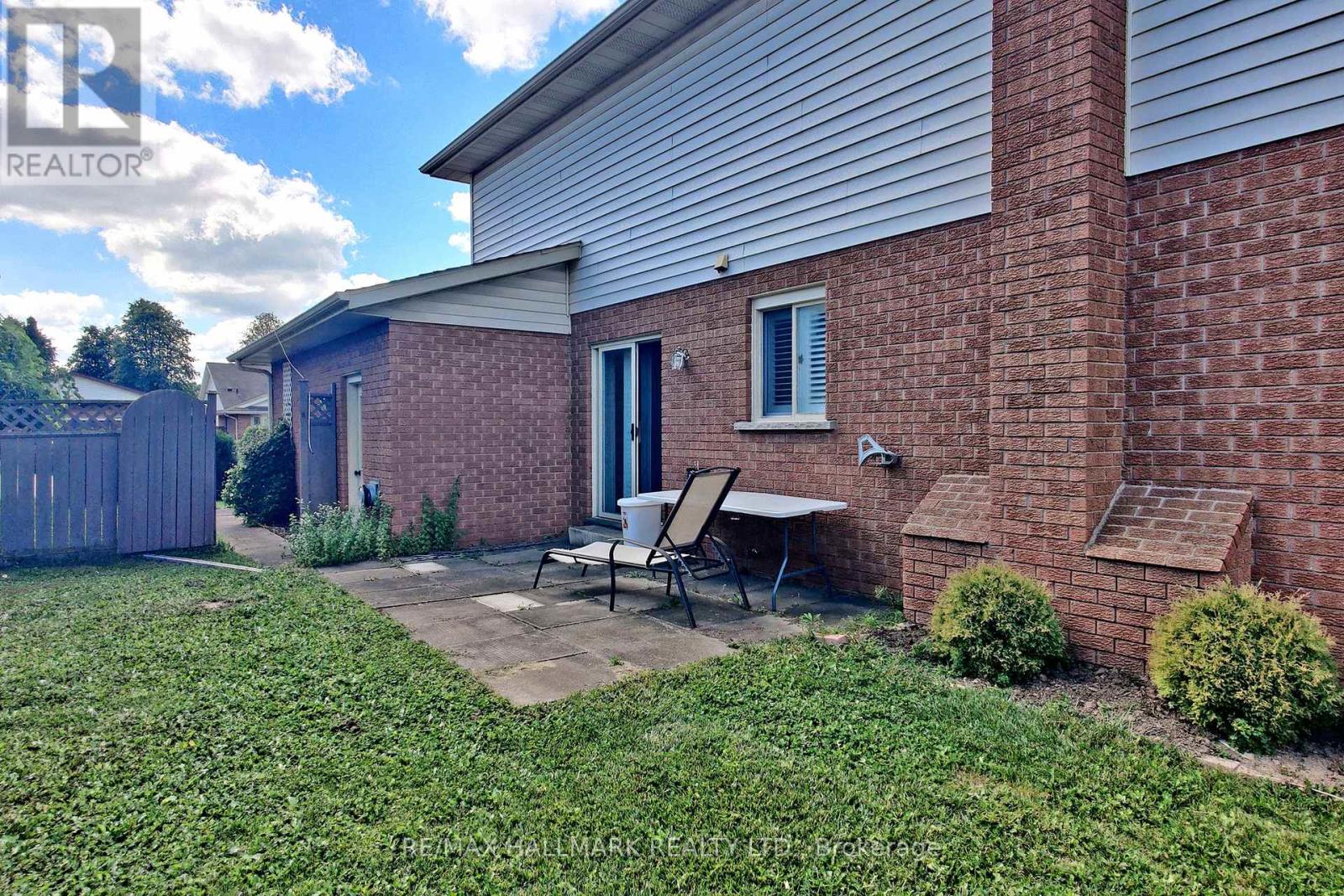 7863 Alfred Street, Niagara Falls, Ontario  L2H 2W8 - Photo 30 - X12444610
