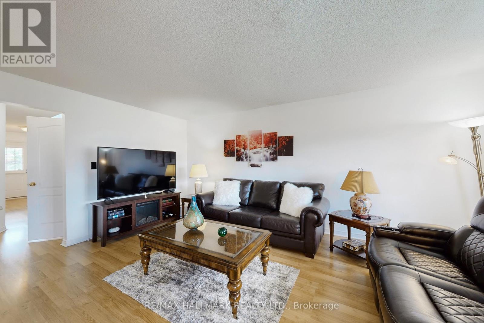 7863 Alfred Street, Niagara Falls, Ontario  L2H 2W8 - Photo 6 - X12444610