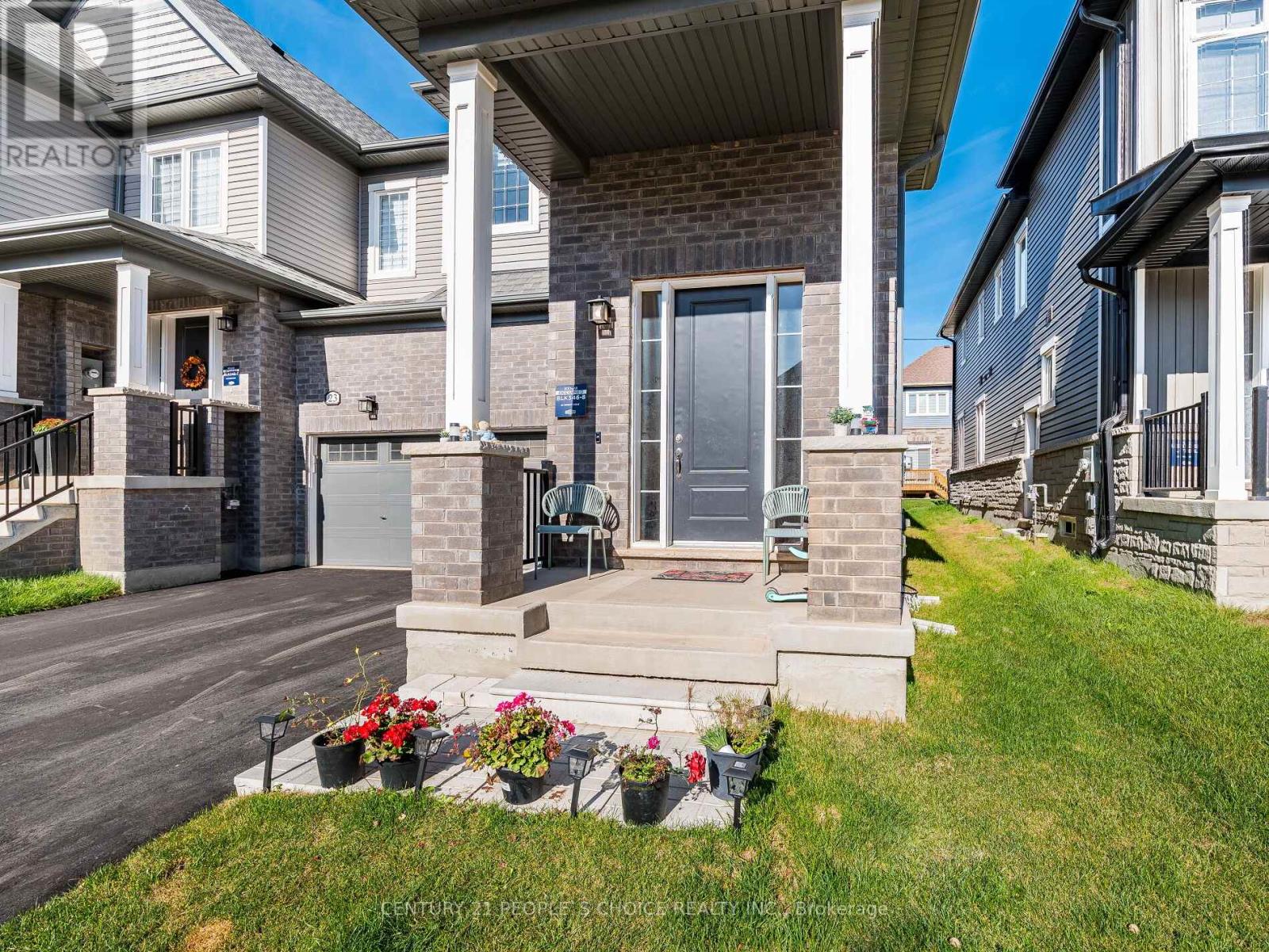 25 Conboy Drive, Erin, Ontario  N0B 1T0 - Photo 1 - X12444613