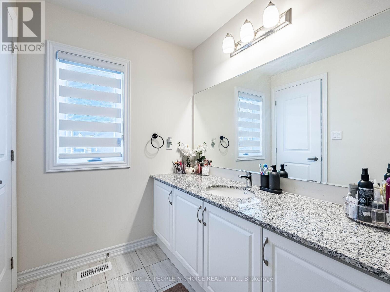 25 Conboy Drive, Erin, Ontario  N0B 1T0 - Photo 32 - X12444613