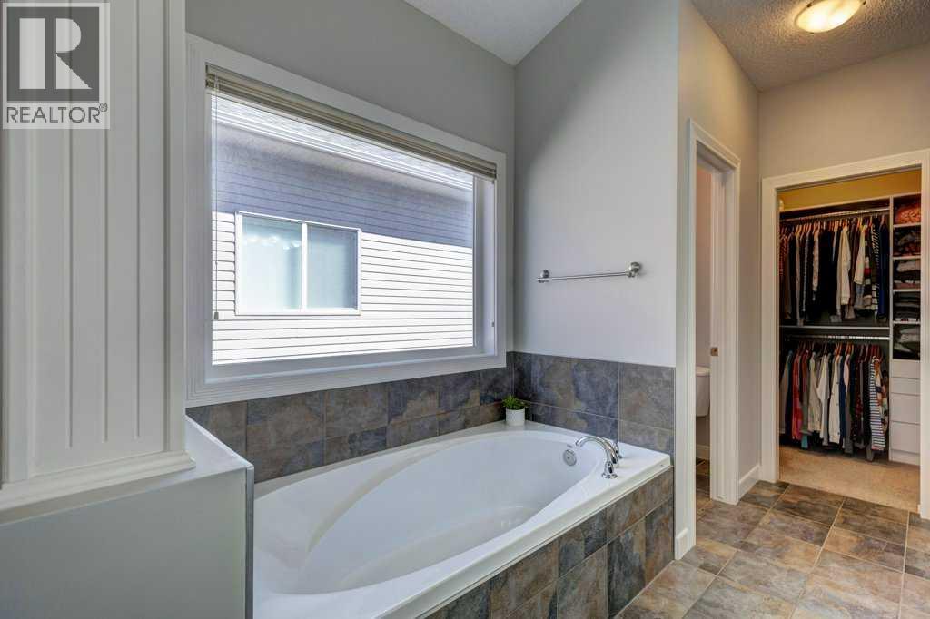 2604 Coopers Circle Sw, Airdrie, Alberta  T4B 3K2 - Photo 19 - A2248739