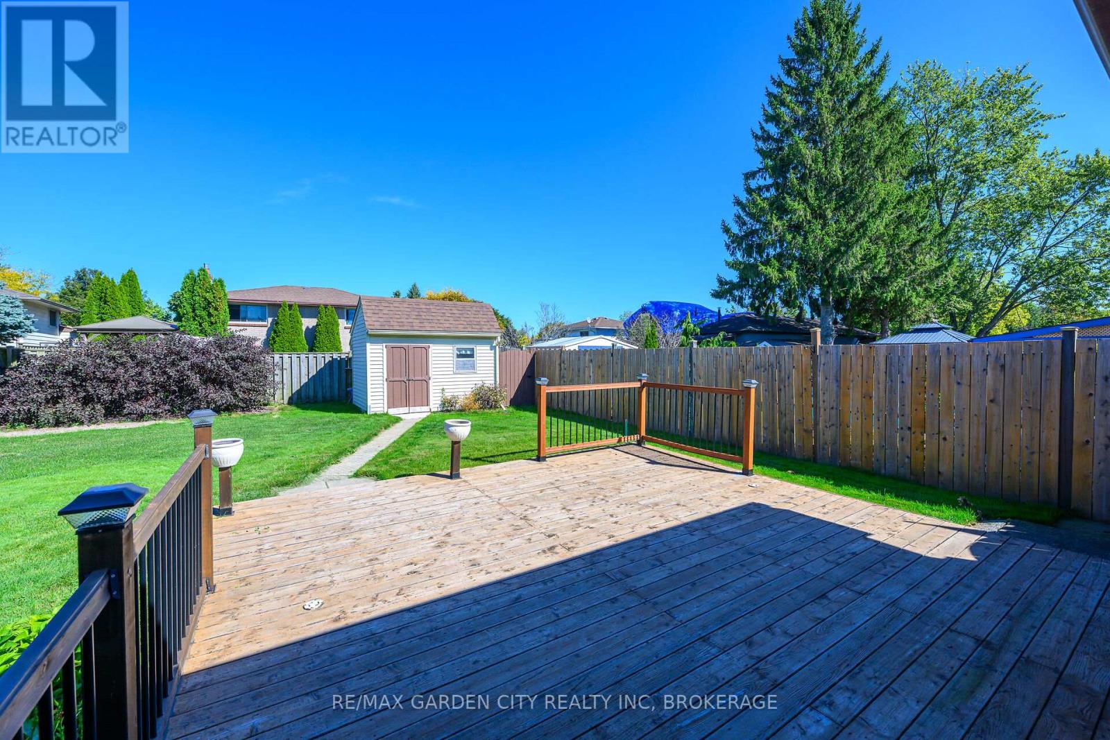 10 Macoomb Drive, Welland, Ontario  L3C 5T9 - Photo 37 - X12440351