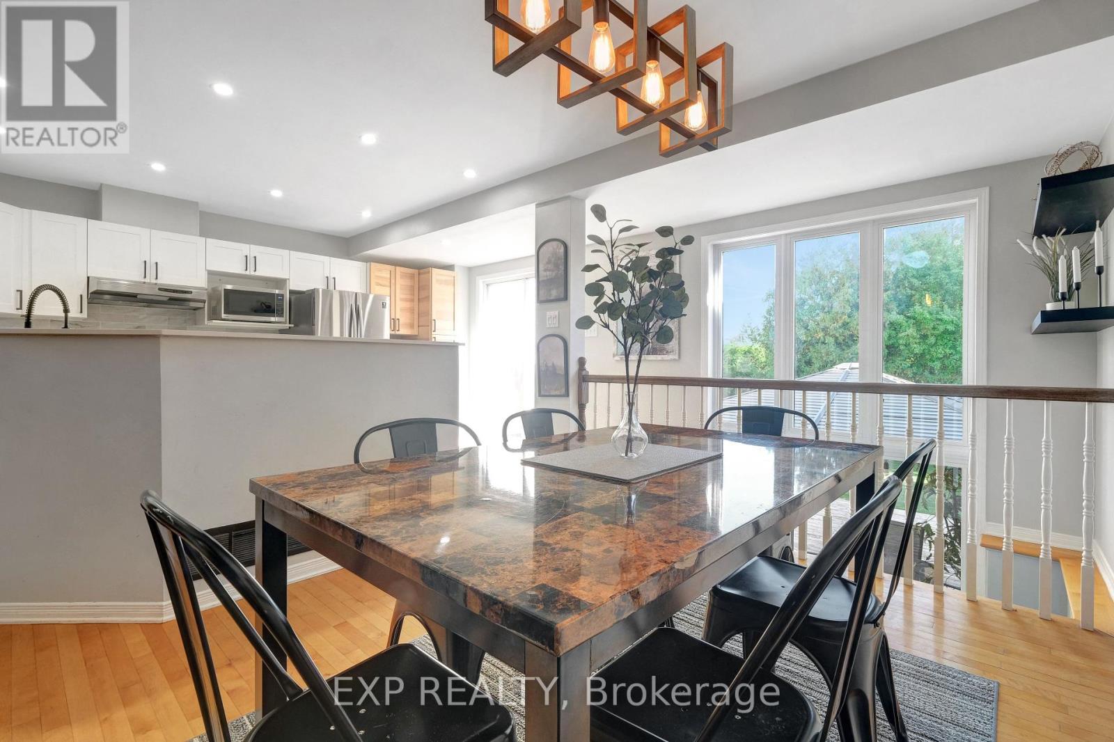 104 Carwood Circle, Ottawa, Ontario  K1K 4V5 - Photo 23 - X12444640