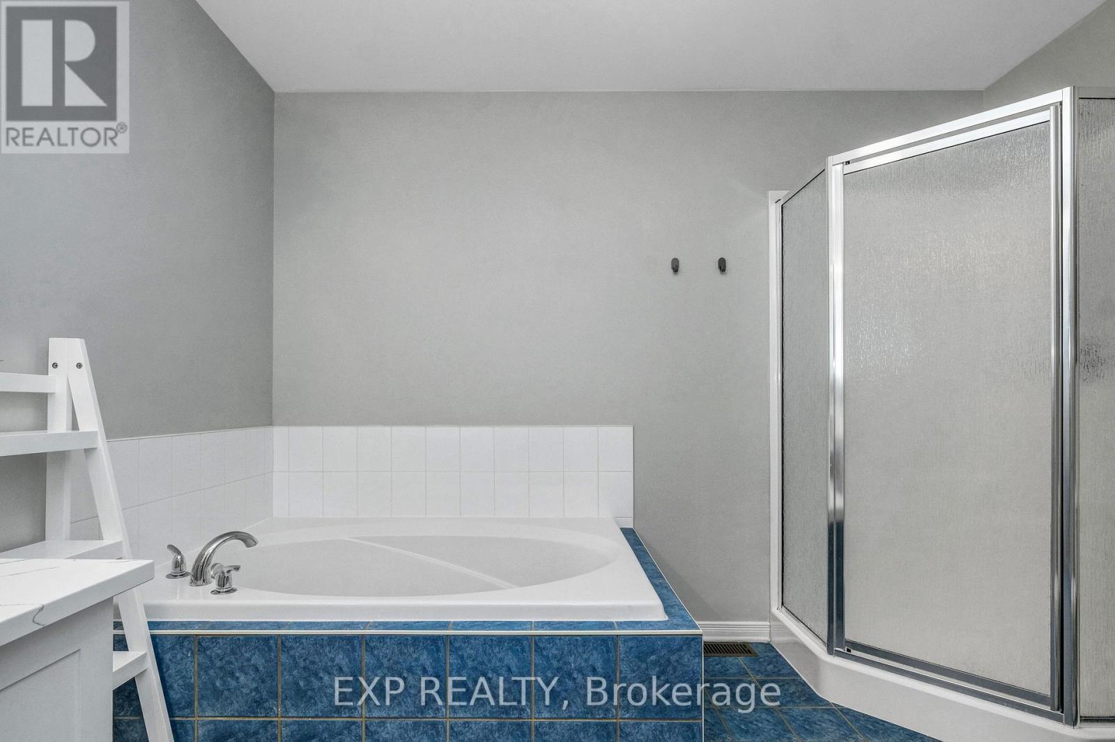 104 Carwood Circle, Ottawa, Ontario  K1K 4V5 - Photo 31 - X12444640