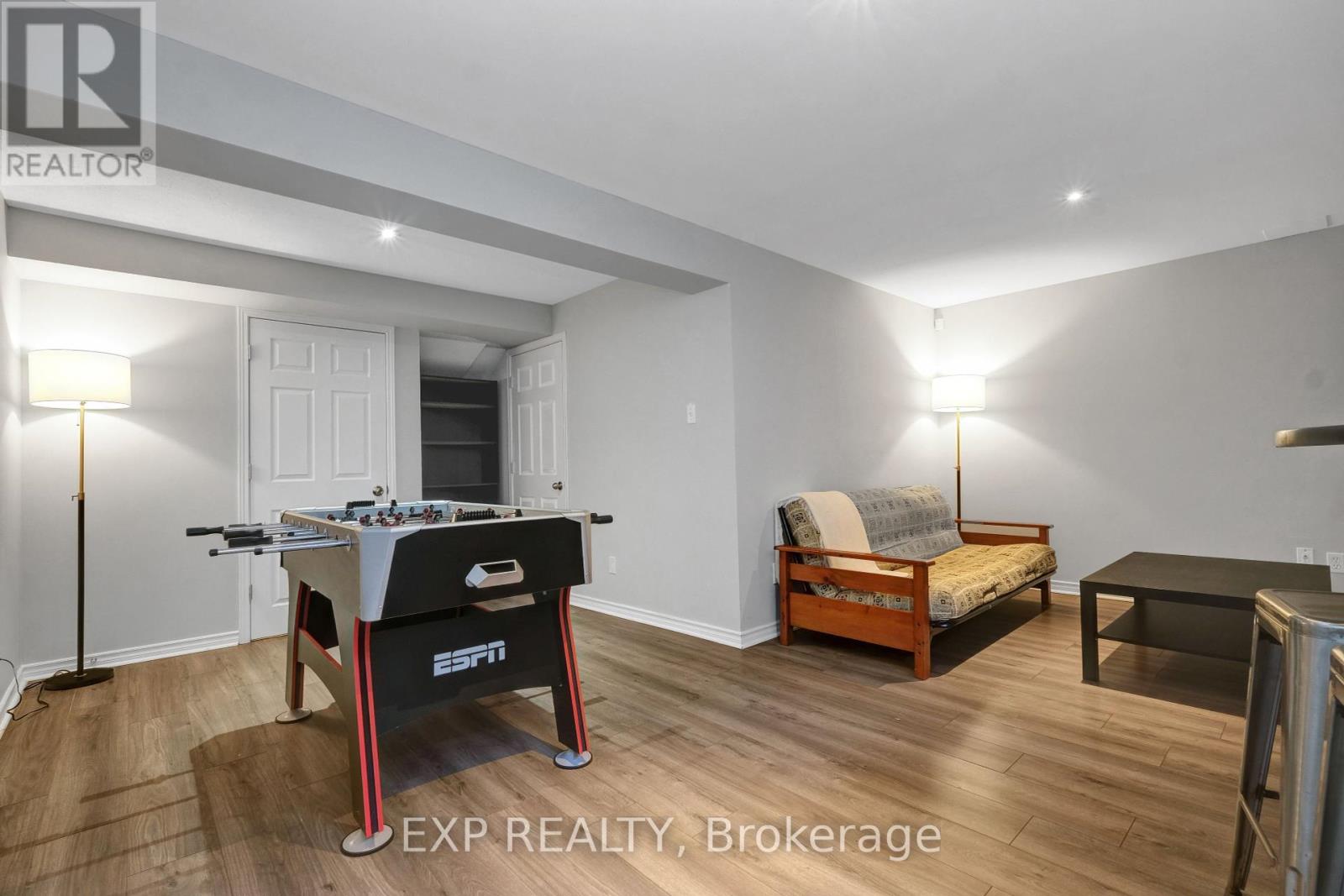 104 Carwood Circle, Ottawa, Ontario  K1K 4V5 - Photo 39 - X12444640