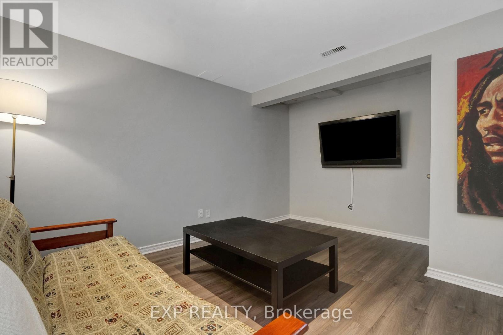 104 Carwood Circle, Ottawa, Ontario  K1K 4V5 - Photo 41 - X12444640