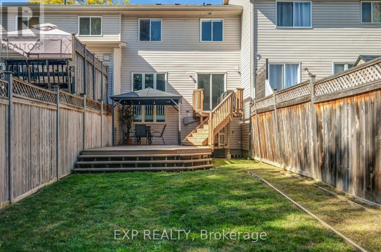 104 Carwood Circle, Ottawa, Ontario  K1K 4V5 - Photo 50 - X12444640